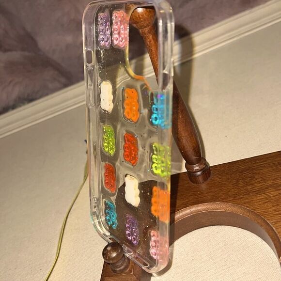 iPhone 12 Pro Max clear sparkles acrylic case with 3D gummy bears - Picture 5 of 7